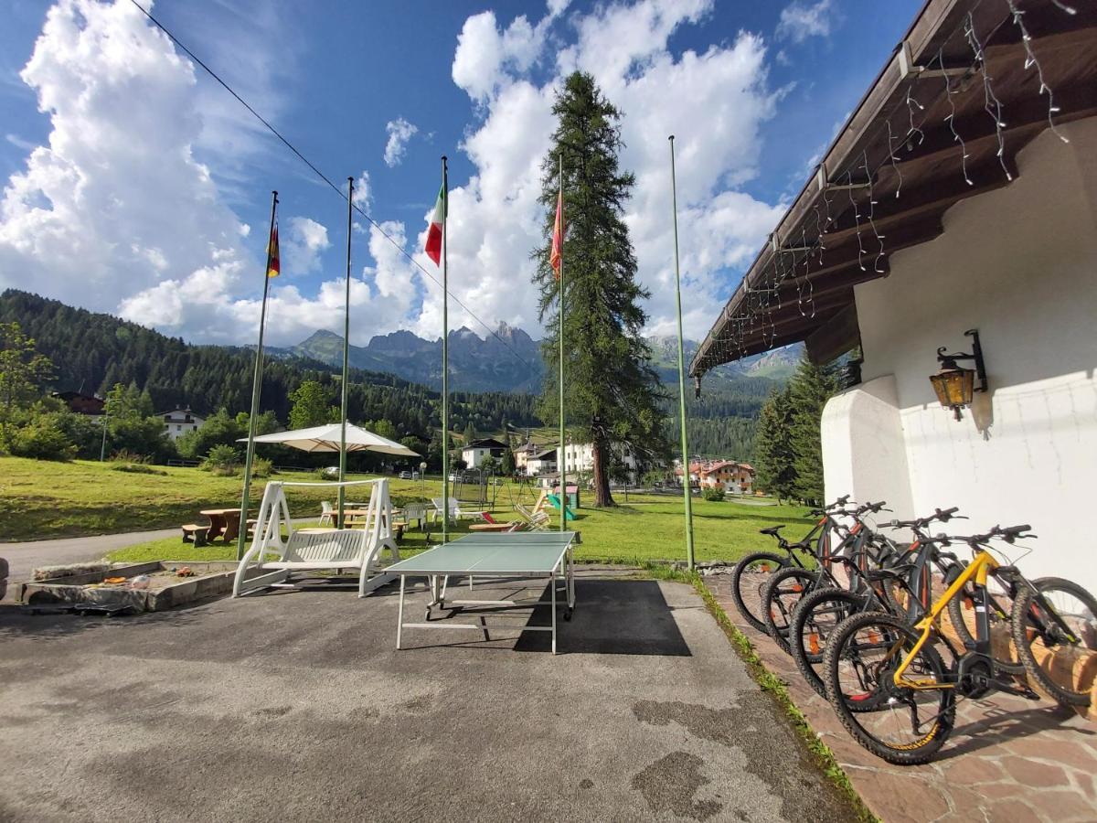 Albergo Scoiattolo Falcade Exterior photo